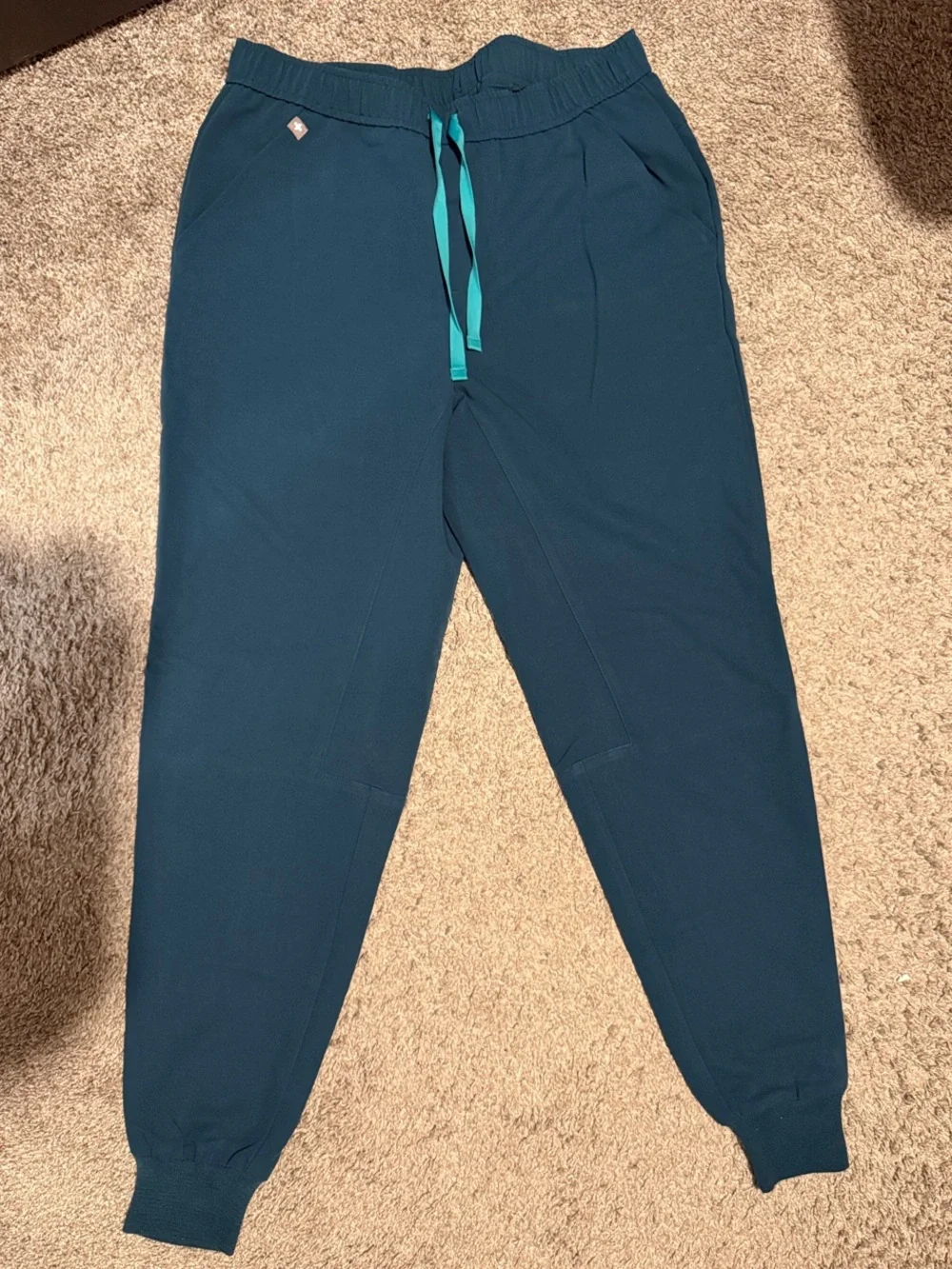 Figs Men's Teal Jogger Scrub set - Teal
